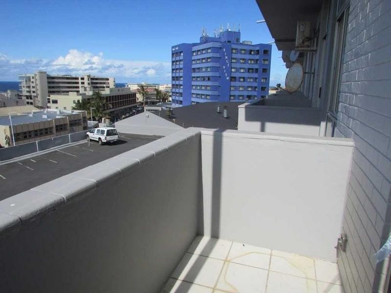 Apartment For Sale In Margate - Photo 9