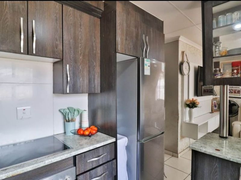 House For Sale In Midrand - Photo 5