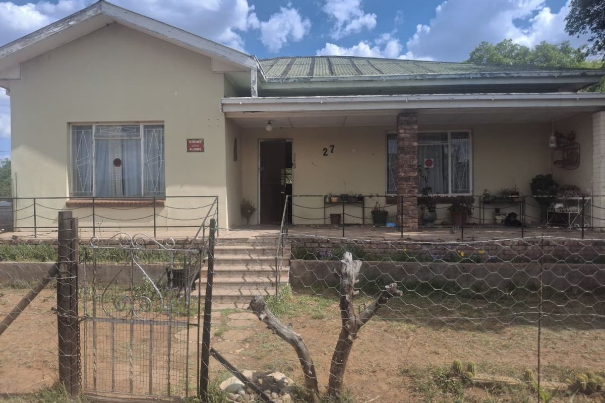 House For Sale In Steynsburg - Photo 2