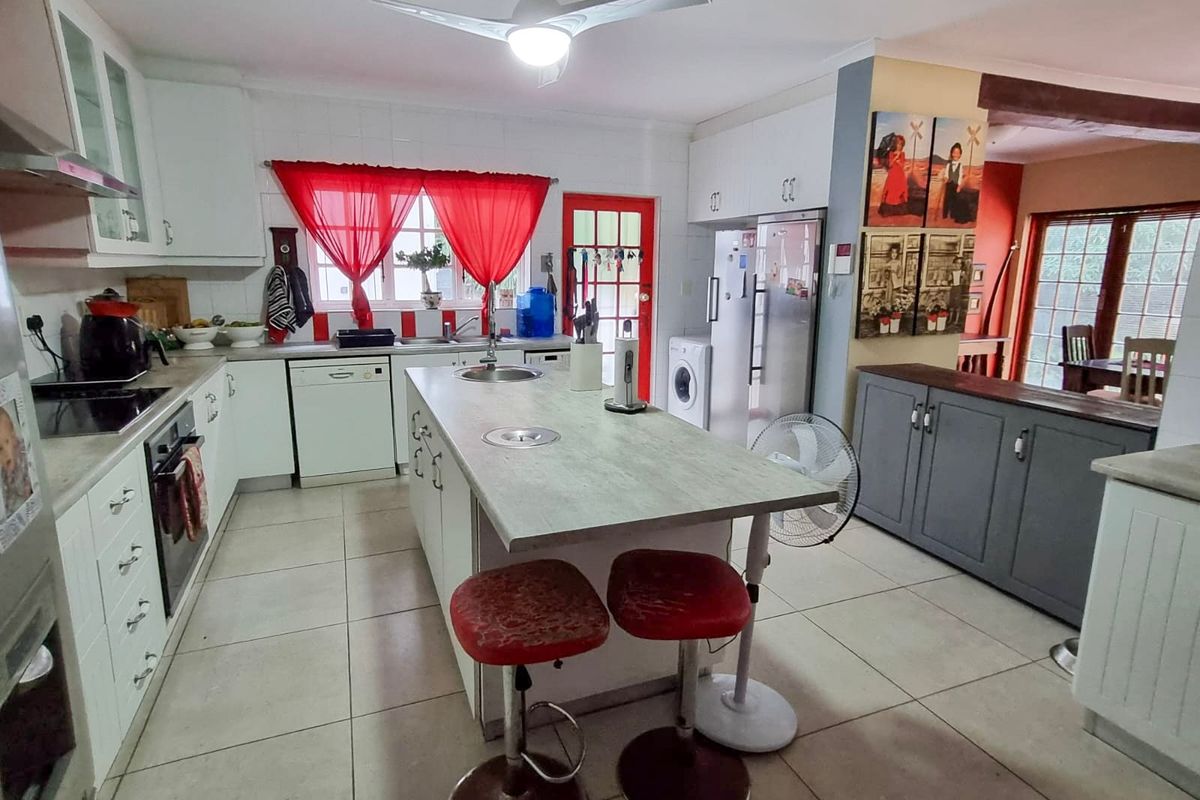 House For Sale In Margate - Photo 5