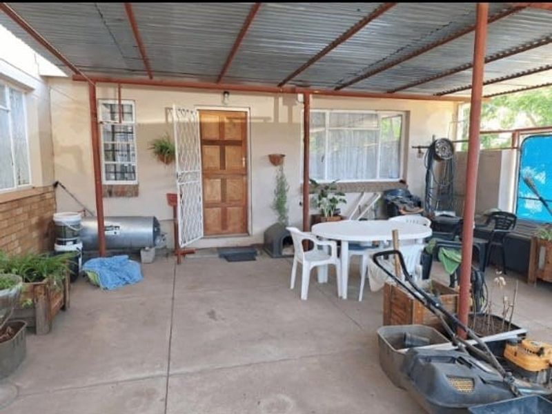 House Sold In Steynsburg - Photo 8
