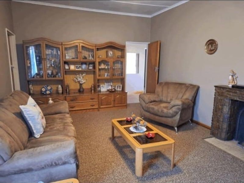 House Sold In Steynsburg - Photo 3