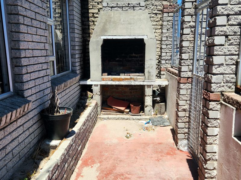 House For Sale In Mitchells Plain - Photo 3