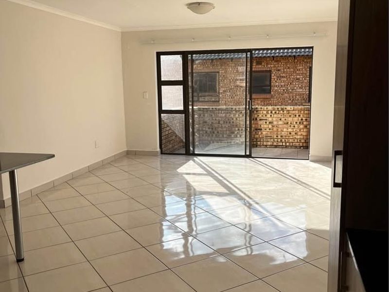 Apartment Rental Monthly In Benoni - Photo 5