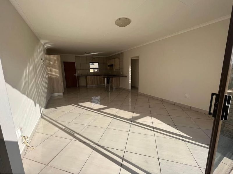 Apartment Rental Monthly In Benoni - Photo 4
