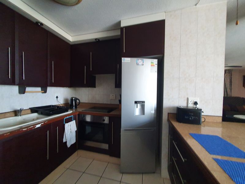 Apartment For Sale In Margate - Photo 9