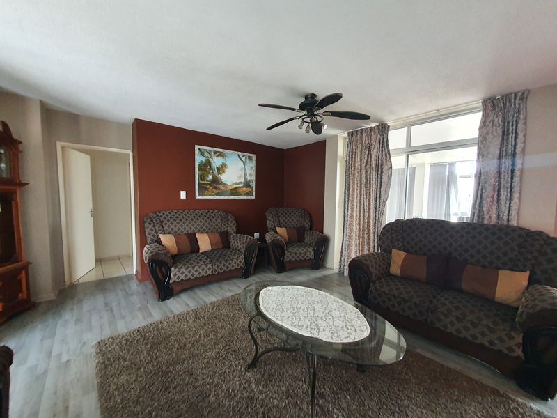 Apartment For Sale In Margate - Photo 5