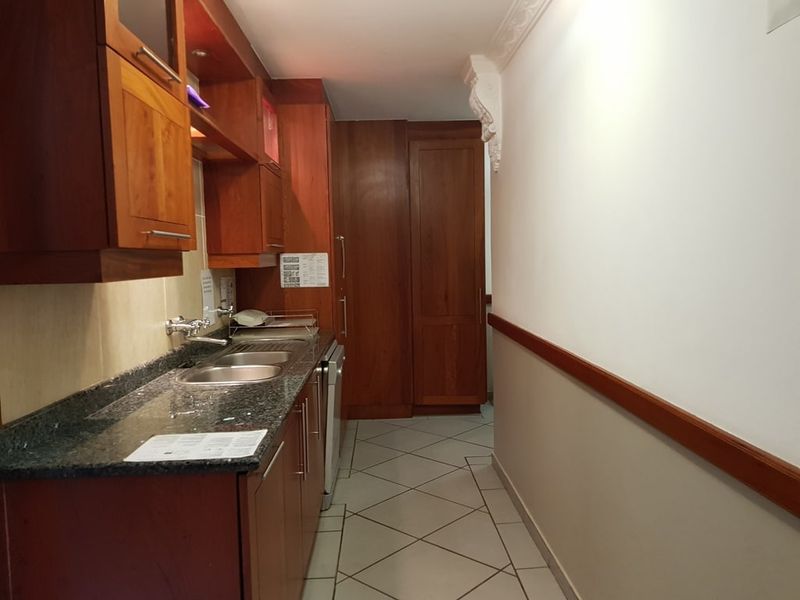 Apartment For Sale In Margate - Photo 10