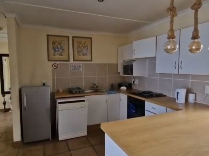 Apartment For Sale In Margate - Photo 7