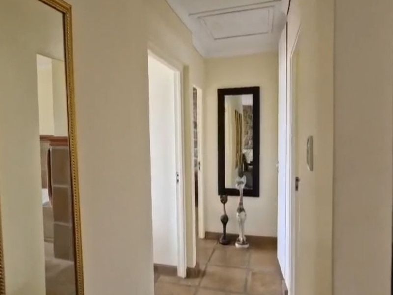 Apartment For Sale In Margate - Photo 6