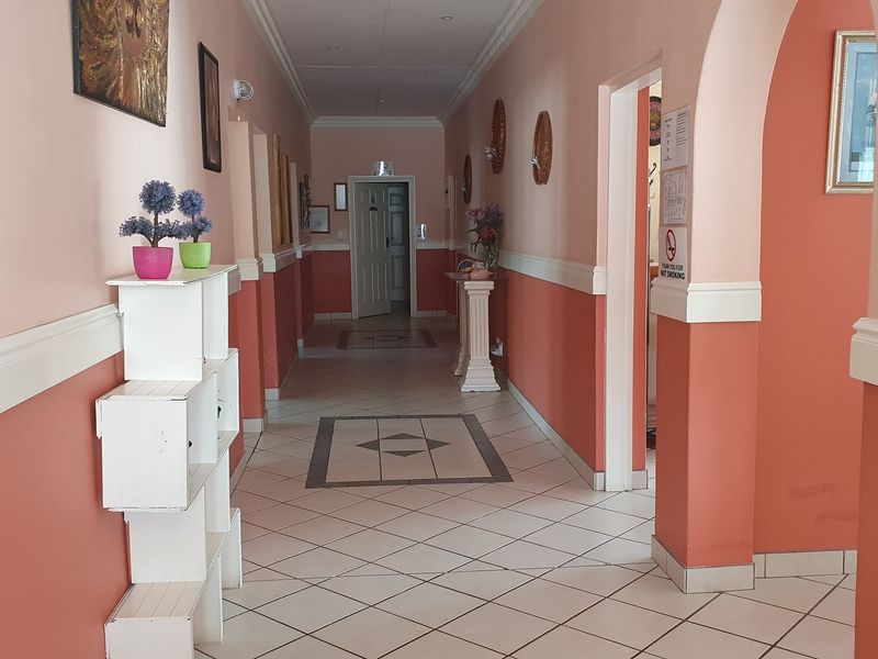 House For Sale In Margate - Photo 4