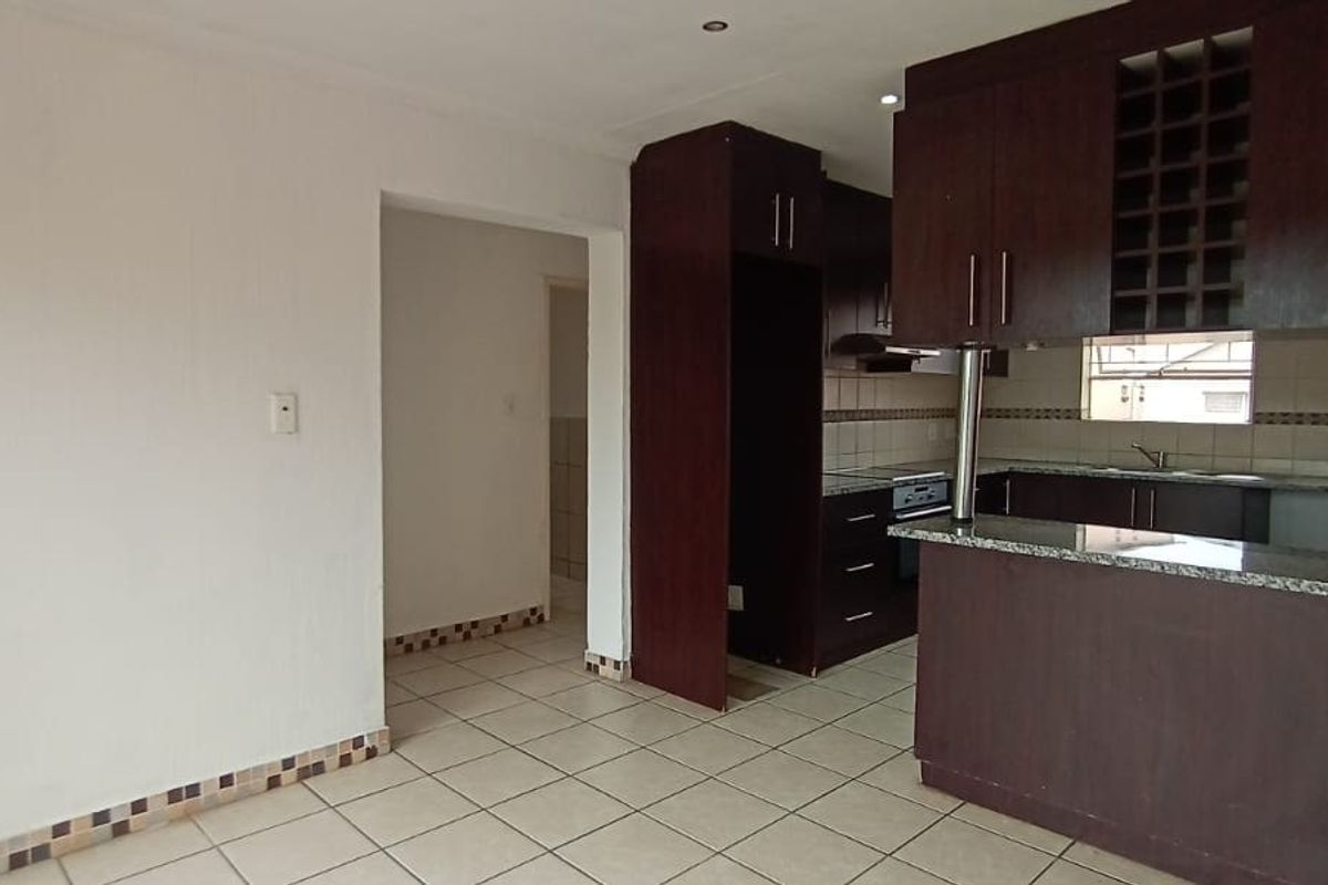 Apartment For Sale In Midrand - Photo 5