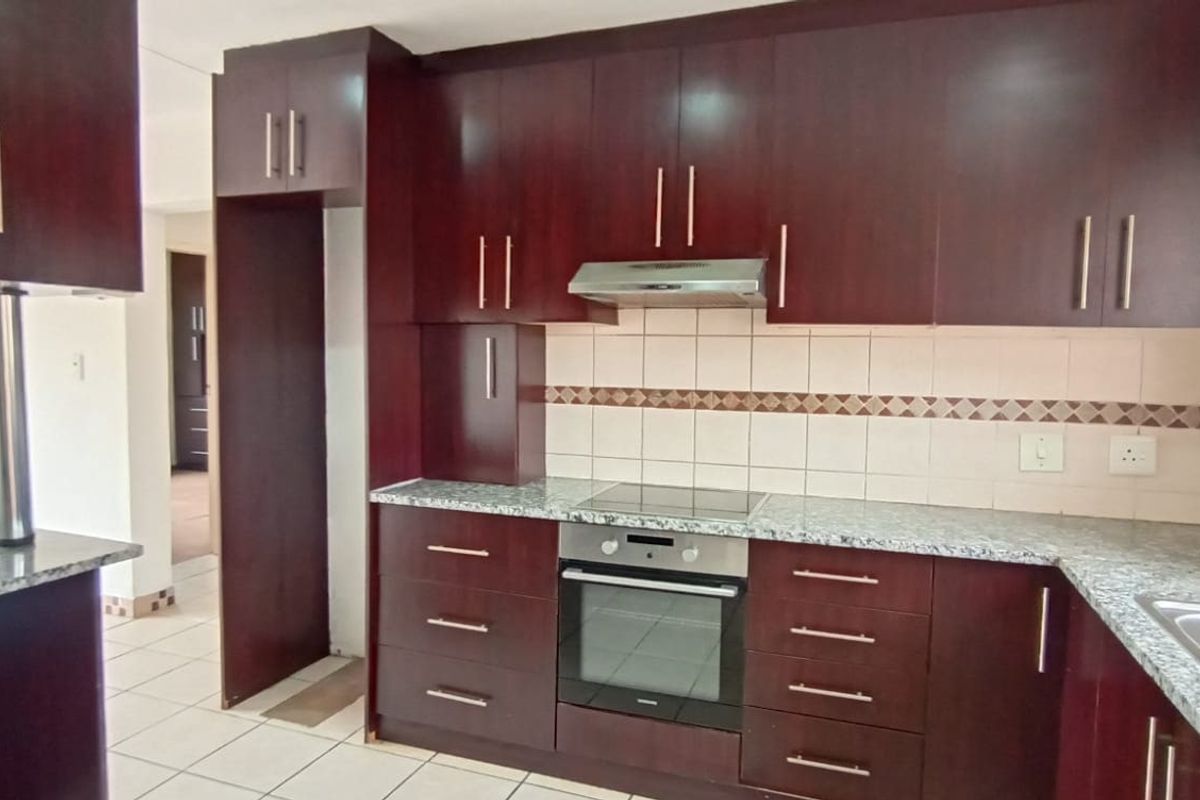 Apartment For Sale In Midrand - Photo 5
