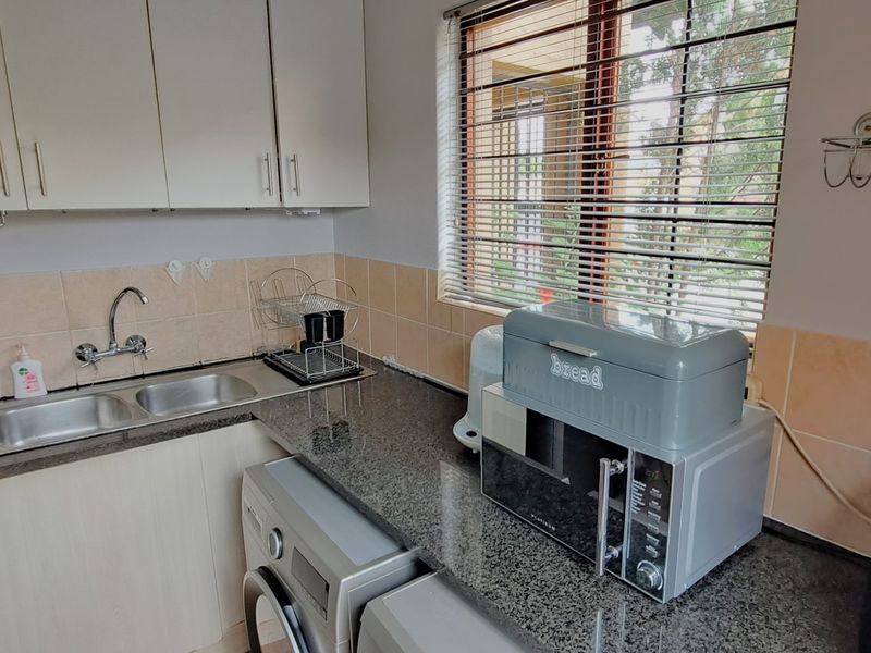 Townhouse Sold In Midrand - Photo 4