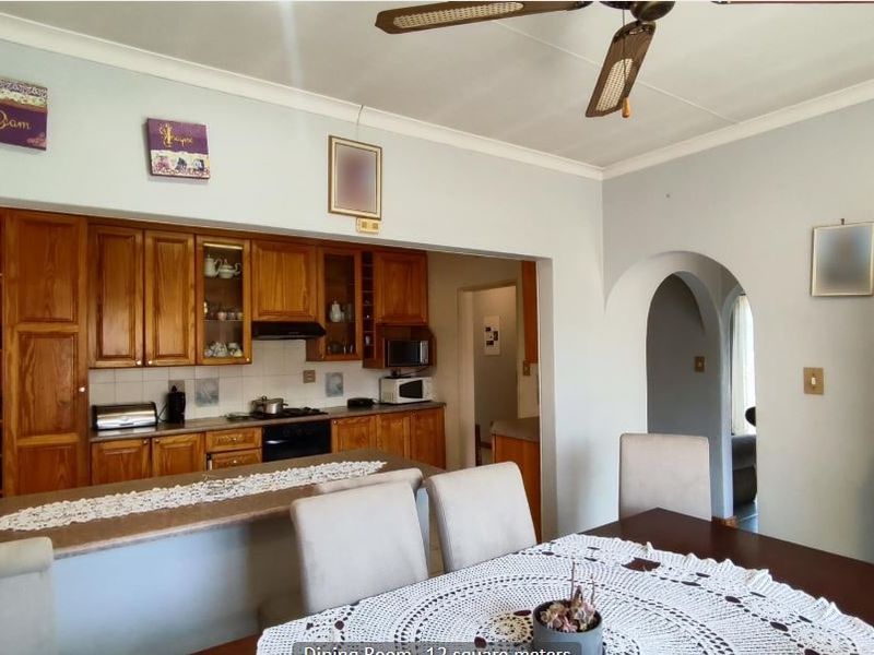 Townhouse For Sale In Kempton Park - Photo 3