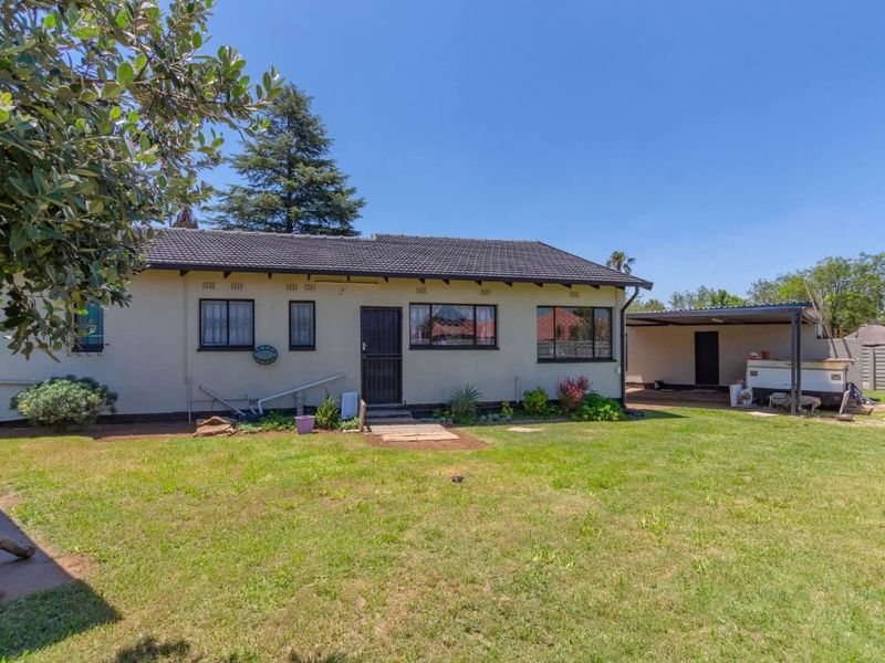 House For Sale In Springs - Photo 10