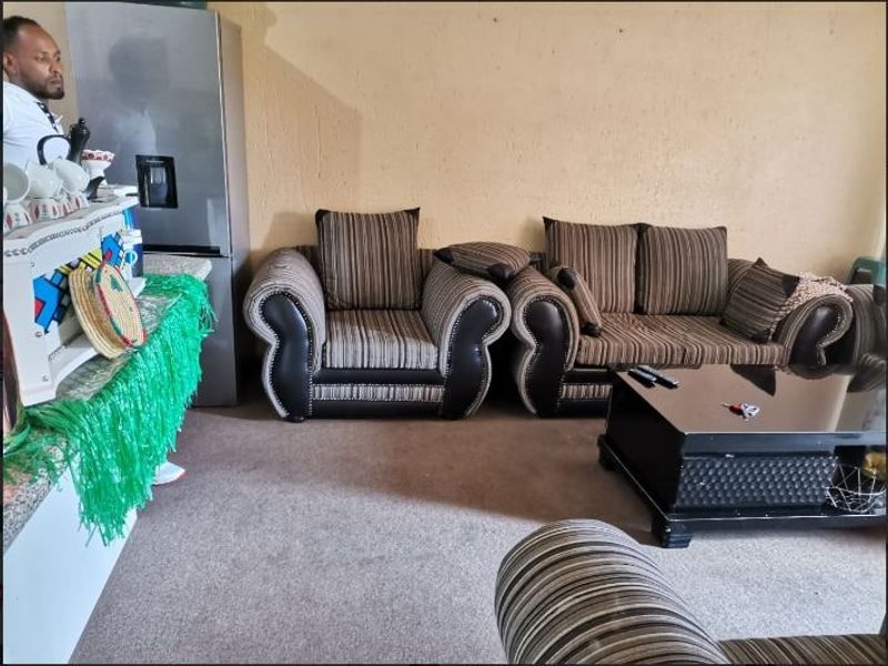 Apartment For Sale In Kempton Park - Photo 9
