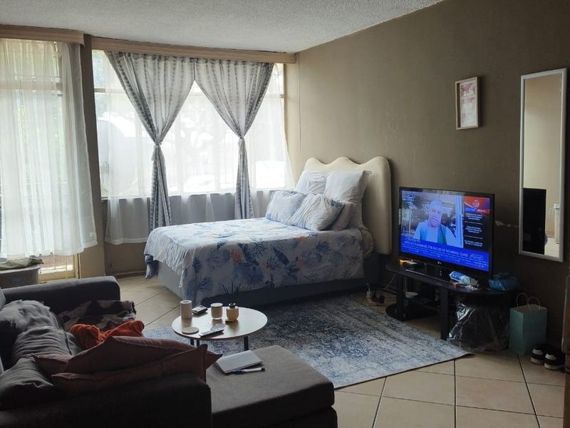 Apartment For Sale In Pretoria - Photo 6