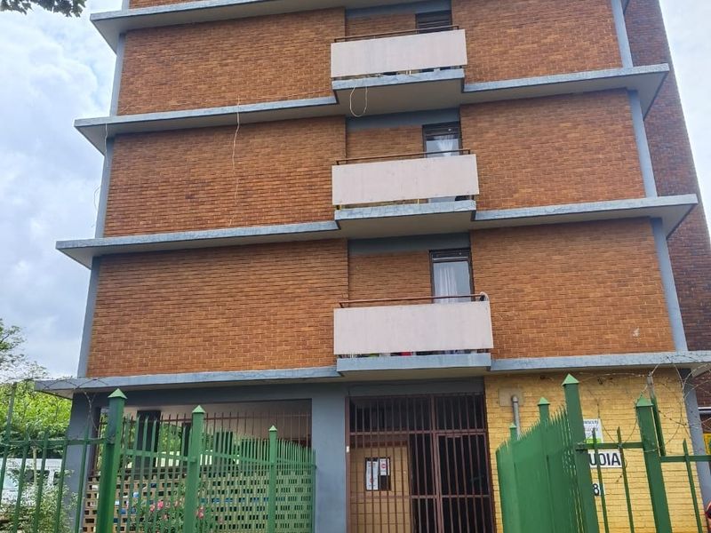 Apartment For Sale In Pretoria - Photo 1