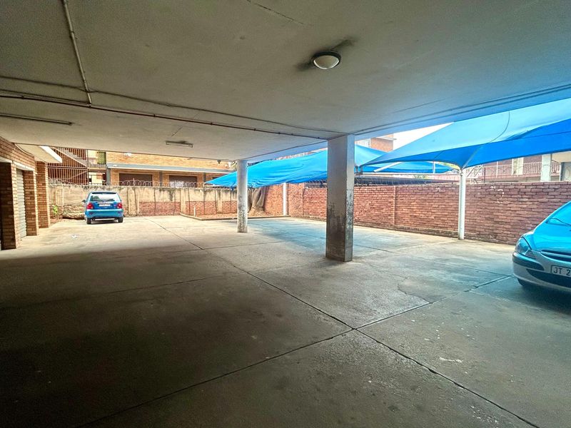 Apartment For Sale In Pretoria - Photo 4