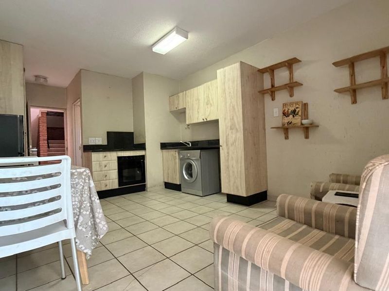 Apartment For Sale In Pretoria - Photo 9