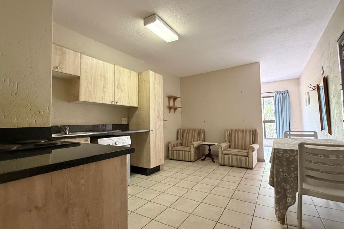 Apartment For Sale In Pretoria - Photo 5