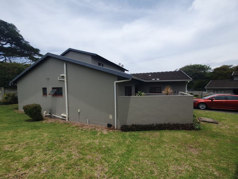 Townhouse For Sale In Port Shepstone - Photo 3