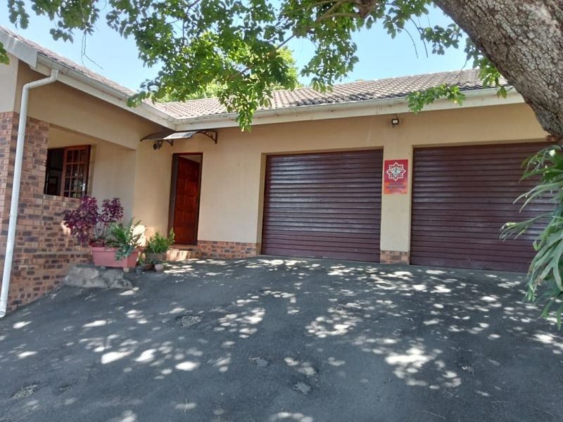 Townhouse For Sale In Port Shepstone - Photo 4