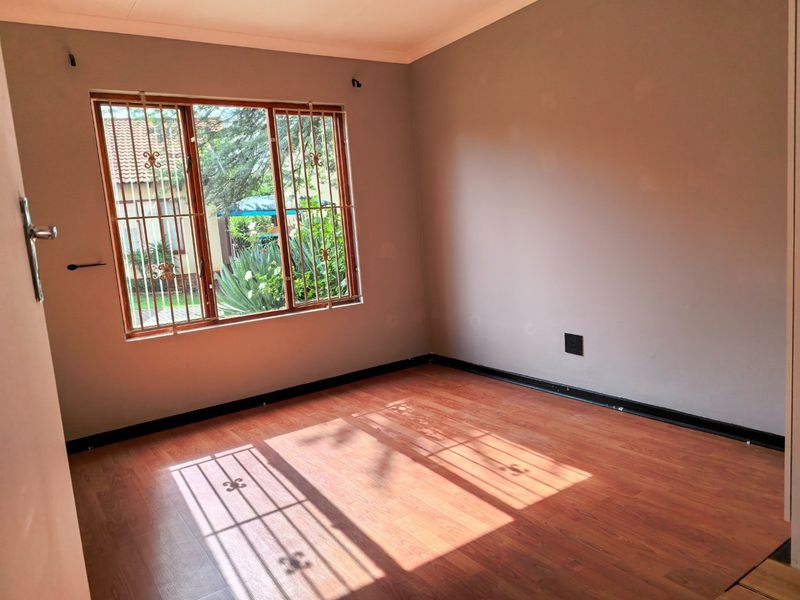 House For Sale In Johannesburg - Photo 7