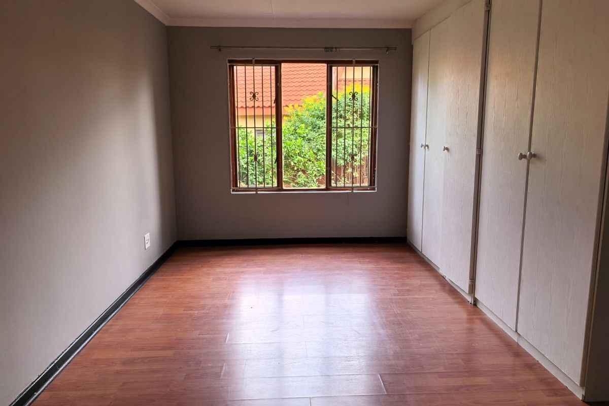House For Sale In Johannesburg - Photo 4