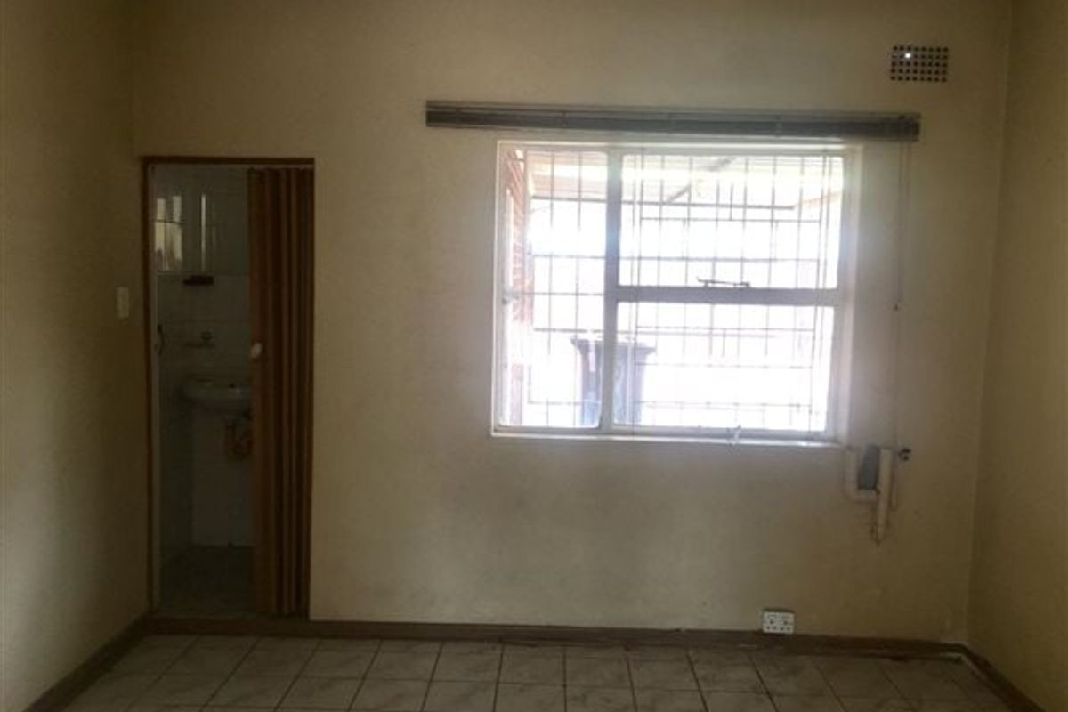 Apartment For Sale In Boksburg - Photo 4