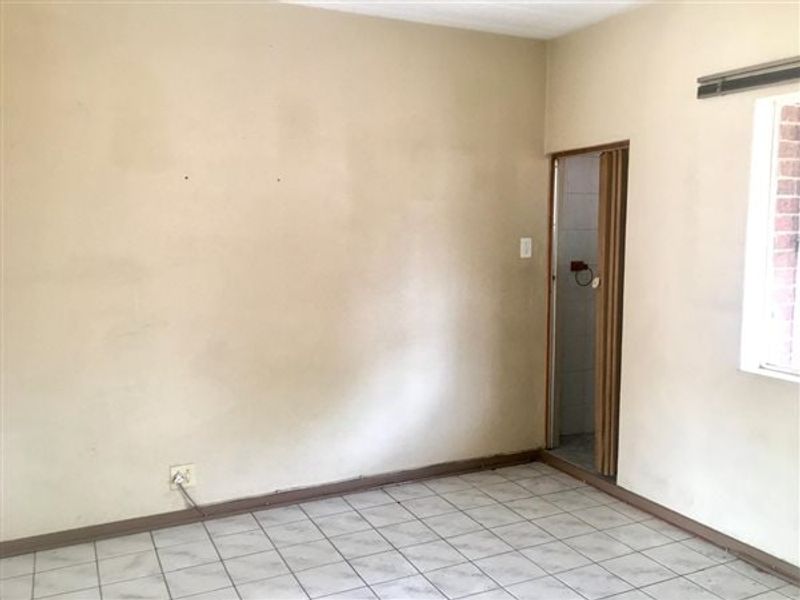 Apartment For Sale In Boksburg - Photo 3