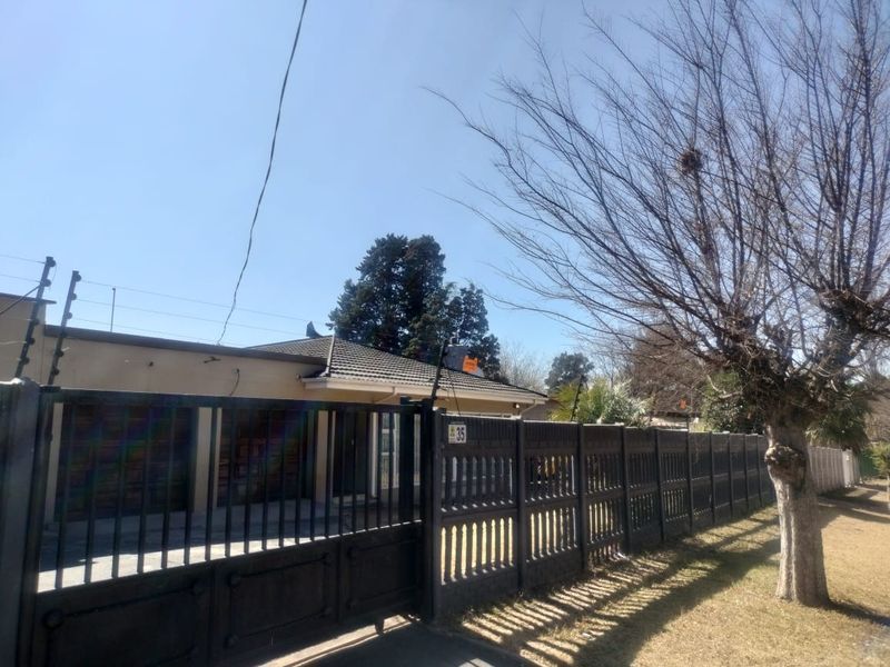 House For Sale In Germiston - Photo 7