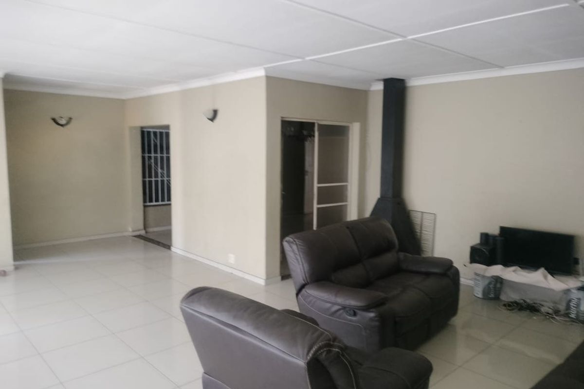 House For Sale In Germiston - Photo 3