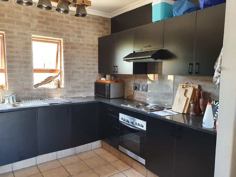 Apartment For Sale In Midrand - Photo 1
