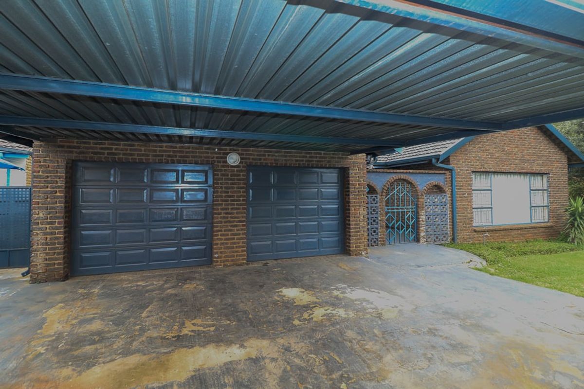 House For Sale In Springs - Photo 2