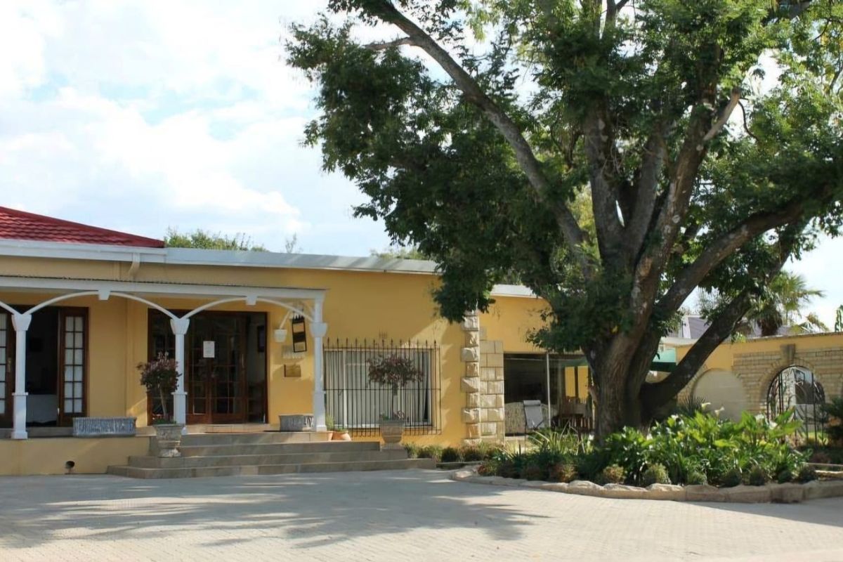 House For Sale In Ladybrand - Photo 2