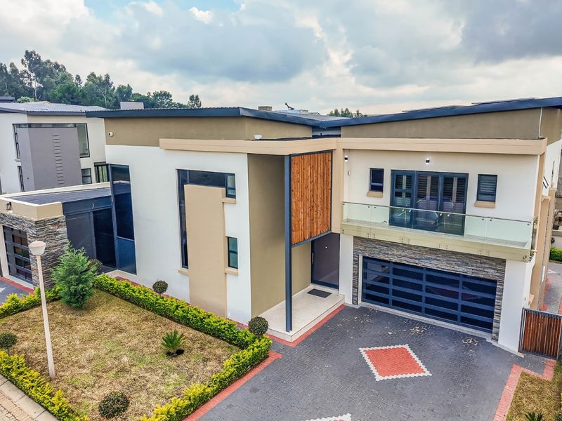 House For Sale In Midrand - Photo 1