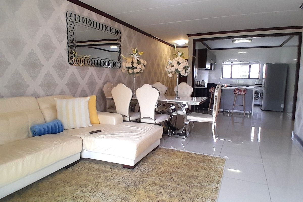 Apartment Rental Monthly In Midrand - Photo 4
