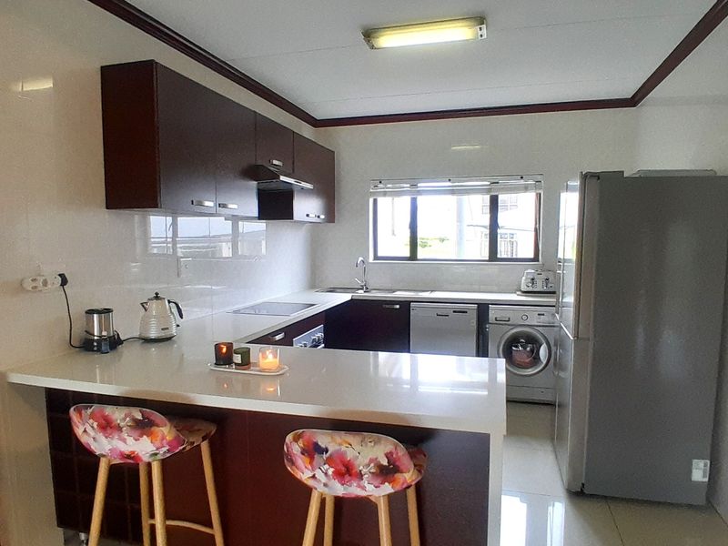 Apartment Rental Monthly In Midrand - Photo 2