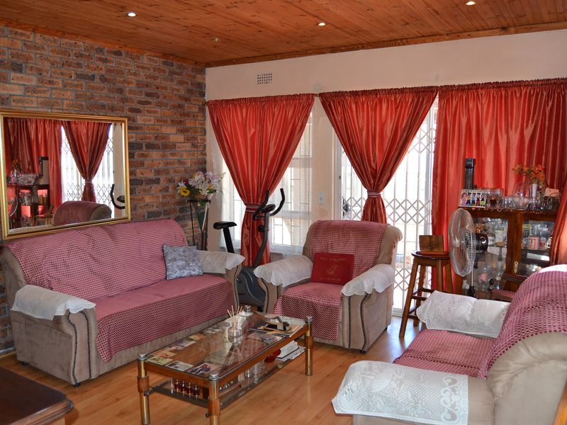House For Sale In Eersterivier - Photo 6