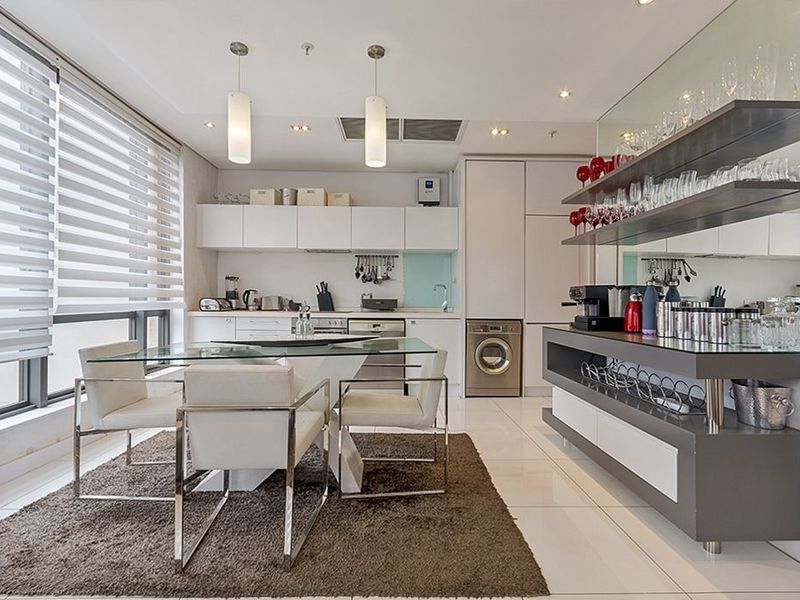 Apartment Rental Monthly In Sandton - Photo 4