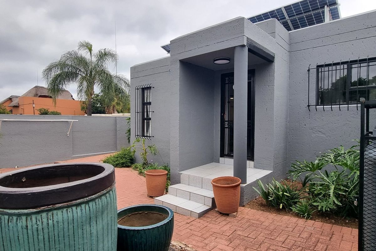 Cluster For Sale In Sandton - Photo 5