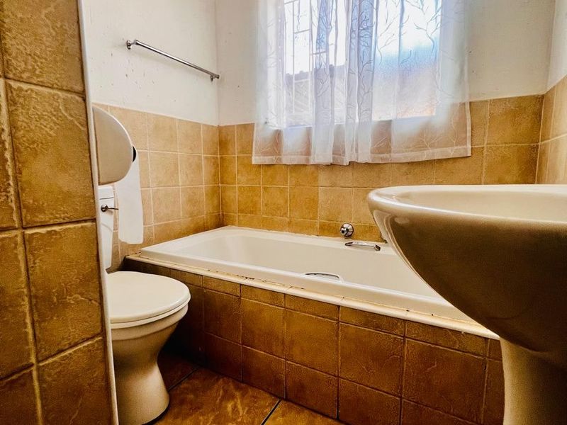 Apartment For Sale In Centurion - Photo 9
