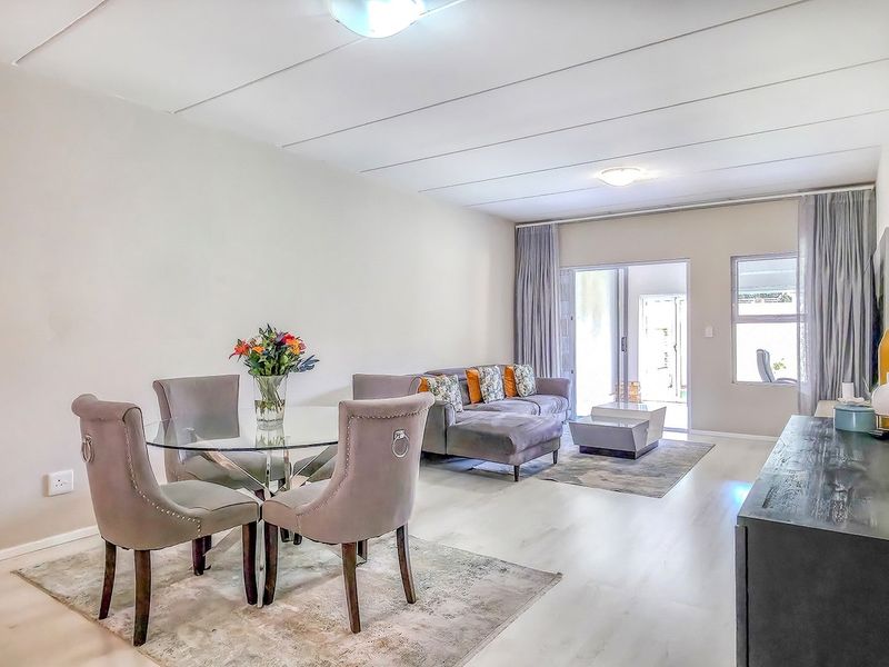 Apartment For Sale In Randburg - Photo 8