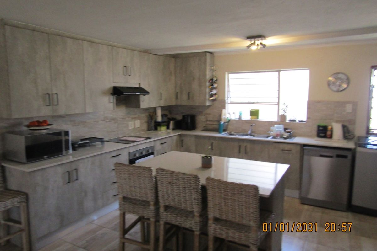 Cluster For Sale In Sandton - Photo 4