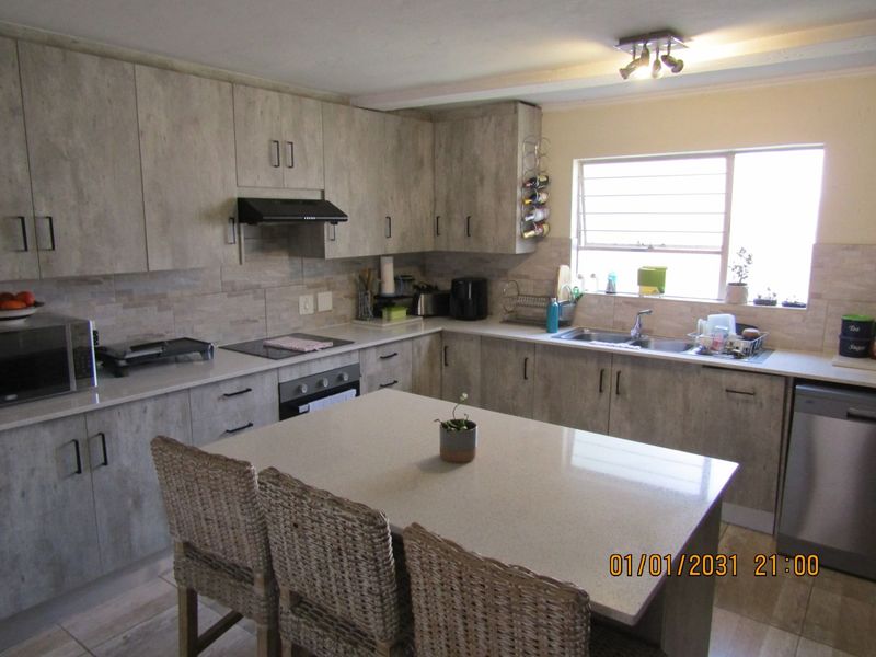 Cluster For Sale In Sandton - Photo 7