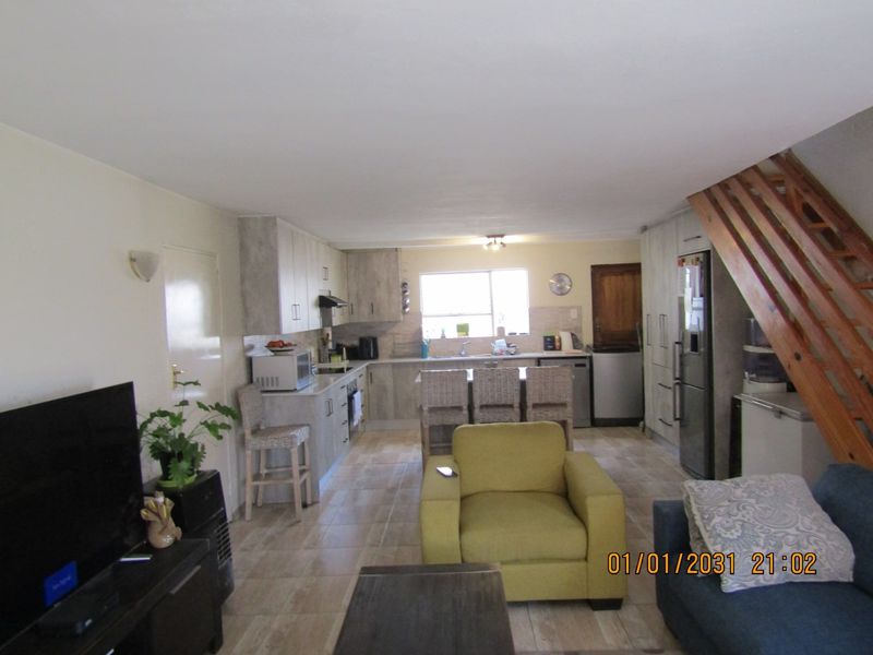 Cluster For Sale In Sandton - Photo 10