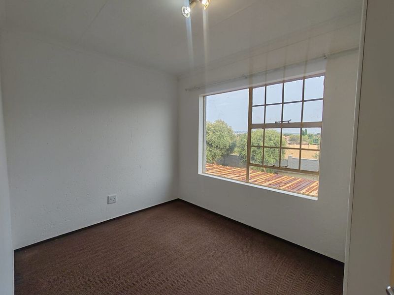 Apartment For Sale In Centurion - Photo 6