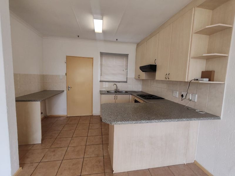 Apartment For Sale In Centurion - Photo 3